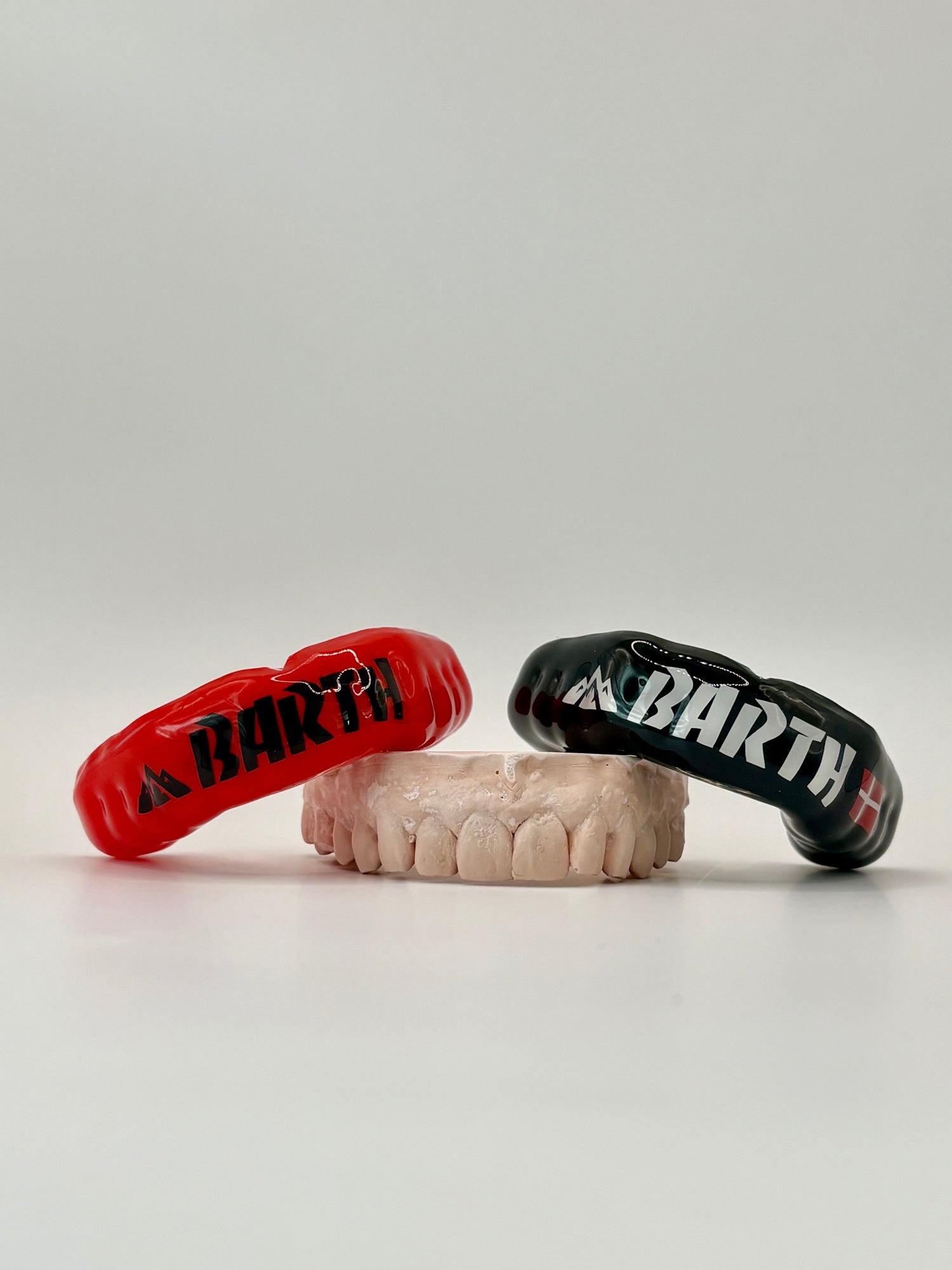 Hvordan skal en tandbeskytter sidde?